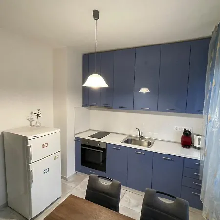 Lions Bridge 1bdrm Apartment Sofia